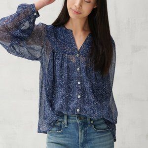 NWOT Lucky Brand Women's Blue Floral Smocked Yoke Peasant Top - Size L